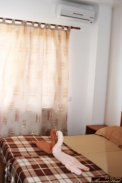 Hotel Sharmat Піцунда Екстер'єр фото